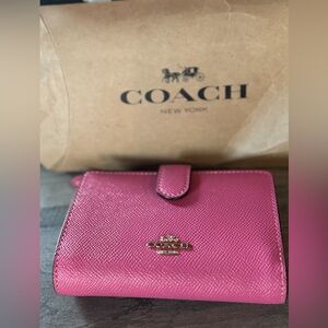 COACH PINK WALLET